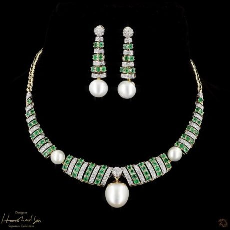 Emerald & South Sea Pearl Suite