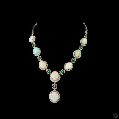 Grand Opal & Emerald Suite